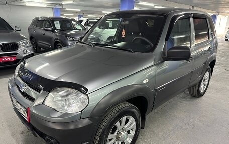 Chevrolet Niva I рестайлинг, 2019 год, 695 000 рублей, 1 фотография