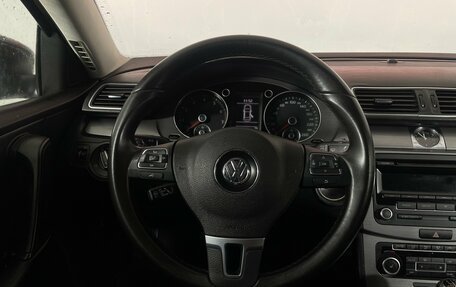 Volkswagen Passat B7, 2011 год, 990 000 рублей, 14 фотография