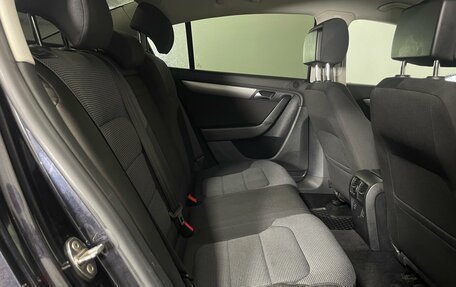 Volkswagen Passat B7, 2011 год, 990 000 рублей, 25 фотография