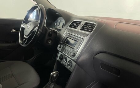 Volkswagen Polo VI (EU Market), 2016 год, 1 056 000 рублей, 13 фотография