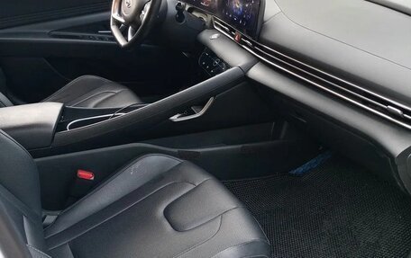 Hyundai Elantra, 2021 год, 1 790 000 рублей, 15 фотография