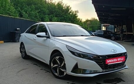 Hyundai Elantra, 2021 год, 1 790 000 рублей, 9 фотография