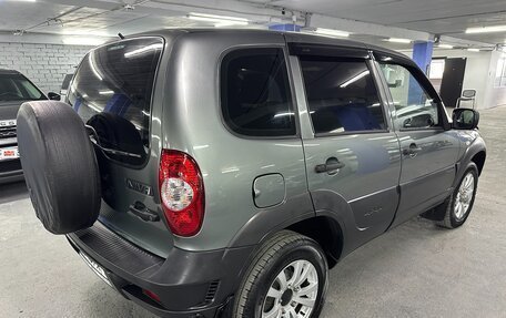 Chevrolet Niva I рестайлинг, 2019 год, 695 000 рублей, 5 фотография