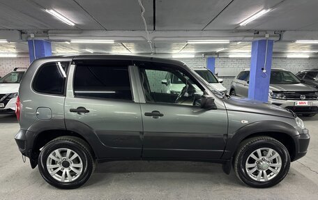 Chevrolet Niva I рестайлинг, 2019 год, 695 000 рублей, 4 фотография
