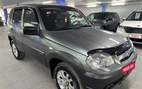 Chevrolet Niva I рестайлинг, 2019 год, 695 000 рублей, 3 фотография