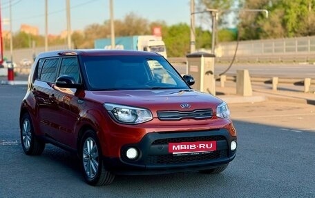 KIA Soul II рестайлинг, 2018 год, 1 350 000 рублей, 11 фотография