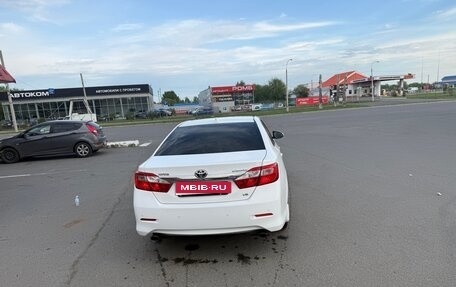 Toyota Camry, 2013 год, 1 780 000 рублей, 2 фотография