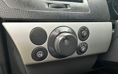 Opel Astra H, 2007 год, 300 000 рублей, 10 фотография