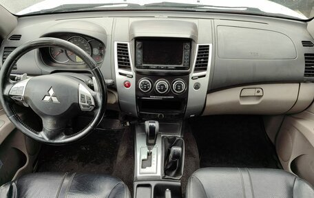 Mitsubishi Pajero Sport II рестайлинг, 2014 год, 1 339 000 рублей, 15 фотография