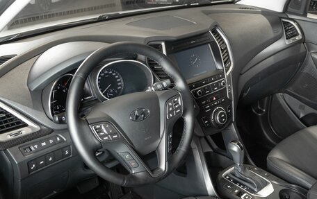 Hyundai Santa Fe III рестайлинг, 2017 год, 2 211 800 рублей, 5 фотография