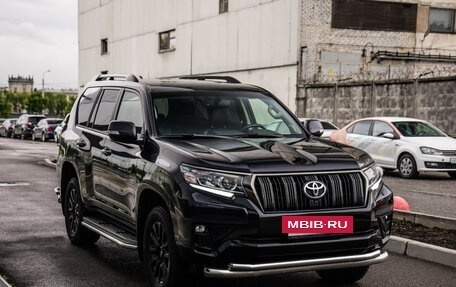 Toyota Land Cruiser Prado 150 рестайлинг 2, 2020 год, 6 750 000 рублей, 6 фотография