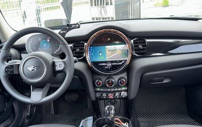 MINI Hatch, 2022 год, 1 950 000 рублей, 1 фотография
