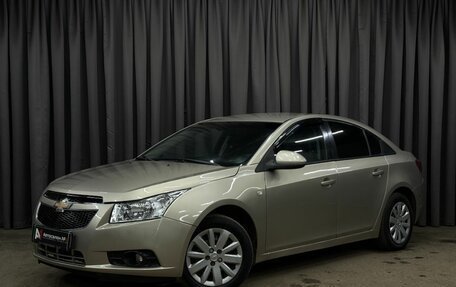 Chevrolet Cruze II, 2011 год, 579 888 рублей, 1 фотография
