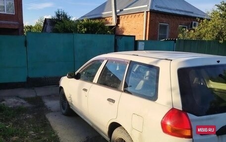 Mazda Familia, 2001 год, 350 000 рублей, 2 фотография