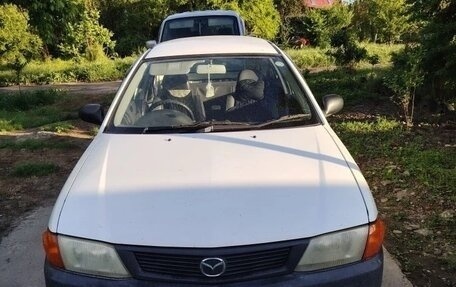 Mazda Familia, 2001 год, 350 000 рублей, 4 фотография