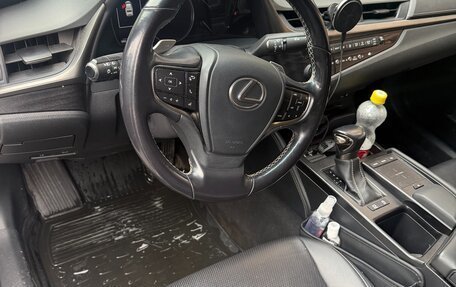 Lexus ES VII, 2019 год, 3 590 000 рублей, 7 фотография