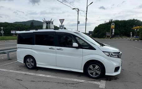 Honda Stepwgn IV, 2021 год, 2 900 000 рублей, 5 фотография