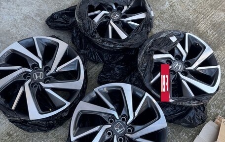 Honda Stepwgn IV, 2021 год, 2 900 000 рублей, 6 фотография
