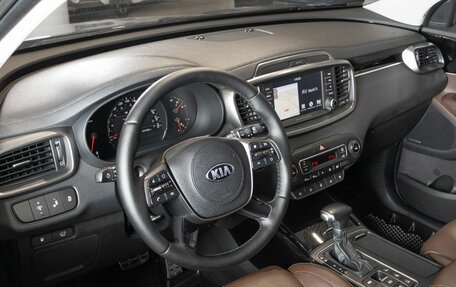 KIA Sorento III Prime рестайлинг, 2019 год, 3 107 900 рублей, 6 фотография