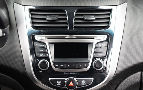 Hyundai Solaris II рестайлинг, 2016 год, 1 149 000 рублей, 12 фотография