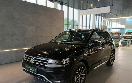 Volkswagen Tiguan II, 2019 год, 2 100 000 рублей, 3 фотография