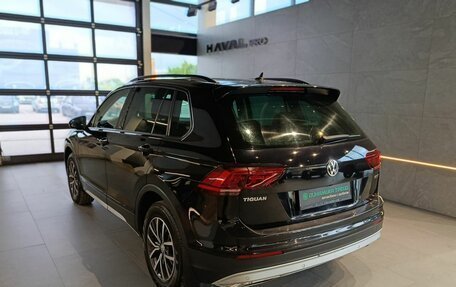 Volkswagen Tiguan II, 2019 год, 2 100 000 рублей, 6 фотография