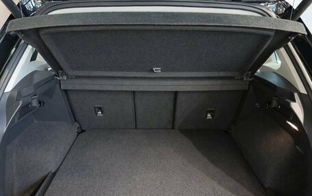 Volkswagen Tiguan II, 2019 год, 2 100 000 рублей, 14 фотография