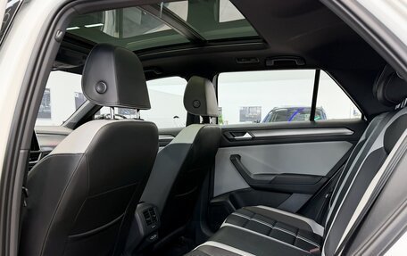 Volkswagen T-Roc I, 2026 год, 3 300 000 рублей, 26 фотография
