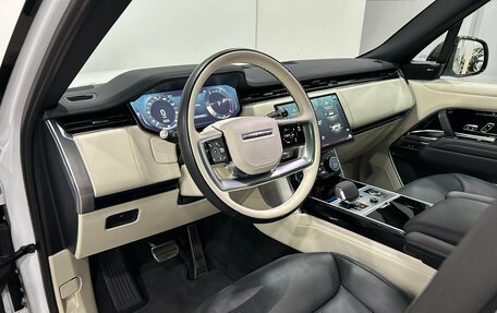 Land Rover Range Rover IV рестайлинг, 2023 год, 15 990 000 рублей, 10 фотография