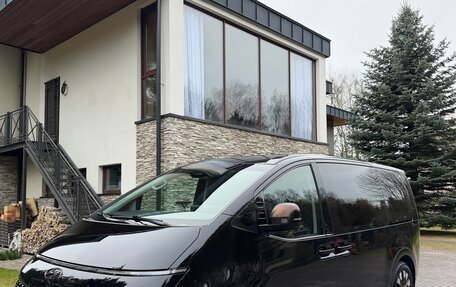 Hyundai Staria, 2021 год, 4 650 000 рублей, 1 фотография