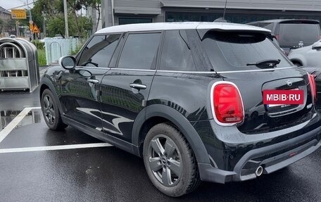 MINI Hatch, 2022 год, 1 950 000 рублей, 6 фотография