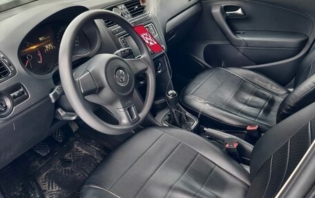 Volkswagen Polo VI (EU Market), 2015 год, 850 000 рублей, 6 фотография
