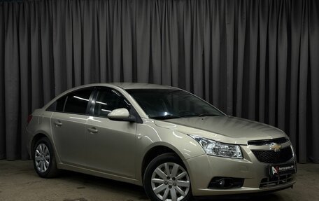 Chevrolet Cruze II, 2011 год, 579 888 рублей, 2 фотография