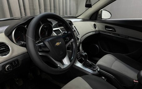 Chevrolet Cruze II, 2011 год, 579 888 рублей, 6 фотография
