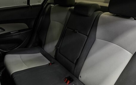 Chevrolet Cruze II, 2011 год, 579 888 рублей, 25 фотография