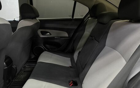 Chevrolet Cruze II, 2011 год, 579 888 рублей, 23 фотография