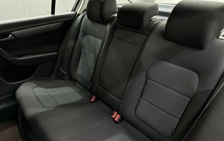 Volkswagen Passat B7, 2012 год, 939 888 рублей, 26 фотография