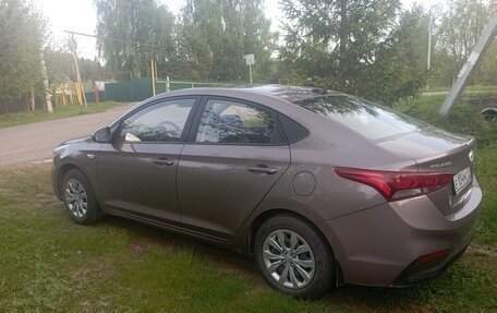 Hyundai Solaris II рестайлинг, 2018 год, 1 329 000 рублей, 7 фотография