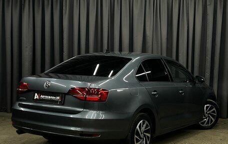 Volkswagen Jetta VI, 2015 год, 1 179 900 рублей, 2 фотография