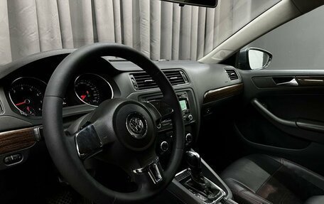 Volkswagen Jetta VI, 2015 год, 1 179 900 рублей, 6 фотография