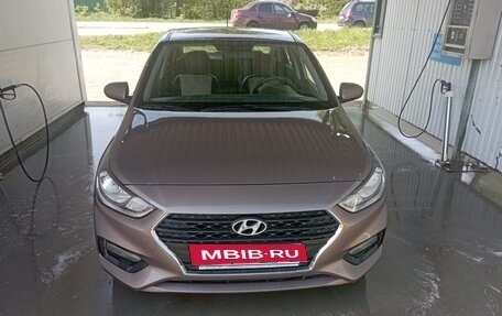 Hyundai Solaris II рестайлинг, 2018 год, 1 329 000 рублей, 11 фотография