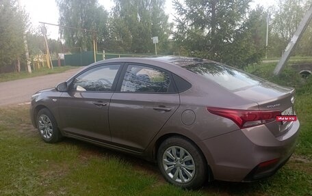 Hyundai Solaris II рестайлинг, 2018 год, 1 329 000 рублей, 8 фотография
