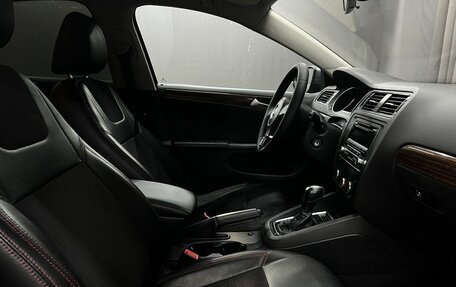 Volkswagen Jetta VI, 2015 год, 1 179 900 рублей, 13 фотография