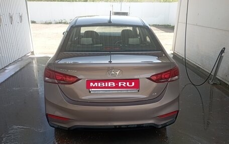 Hyundai Solaris II рестайлинг, 2018 год, 1 329 000 рублей, 9 фотография