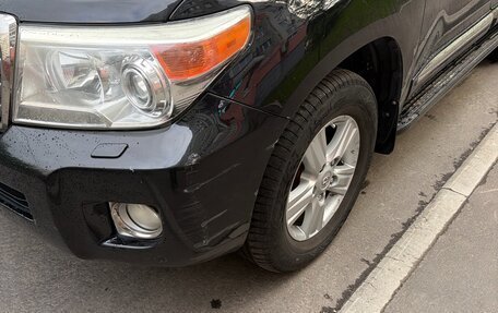Toyota Land Cruiser 200, 2012 год, 2 500 000 рублей, 8 фотография