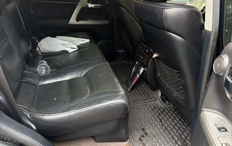 Toyota Land Cruiser 200, 2012 год, 2 500 000 рублей, 6 фотография