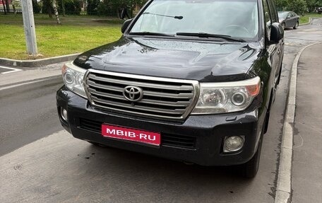 Toyota Land Cruiser 200, 2012 год, 2 500 000 рублей, 1 фотография