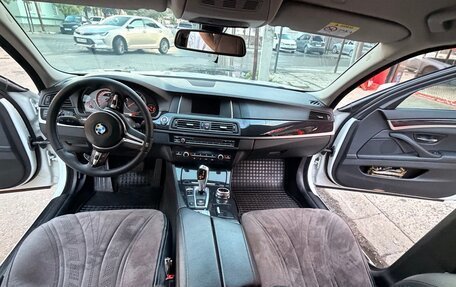 BMW 5 серия, 2015 год, 1 800 000 рублей, 10 фотография