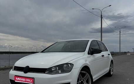 Volkswagen Golf VII, 2013 год, 900 000 рублей, 1 фотография