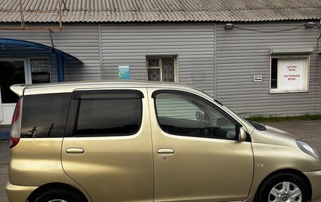 Toyota FunCargo, 2000 год, 450 000 рублей, 3 фотография
